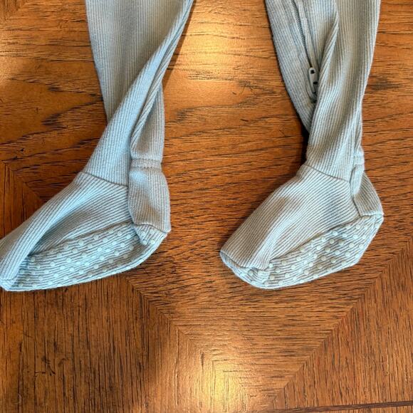 Old Navy sleeper - Picture 3 of 5